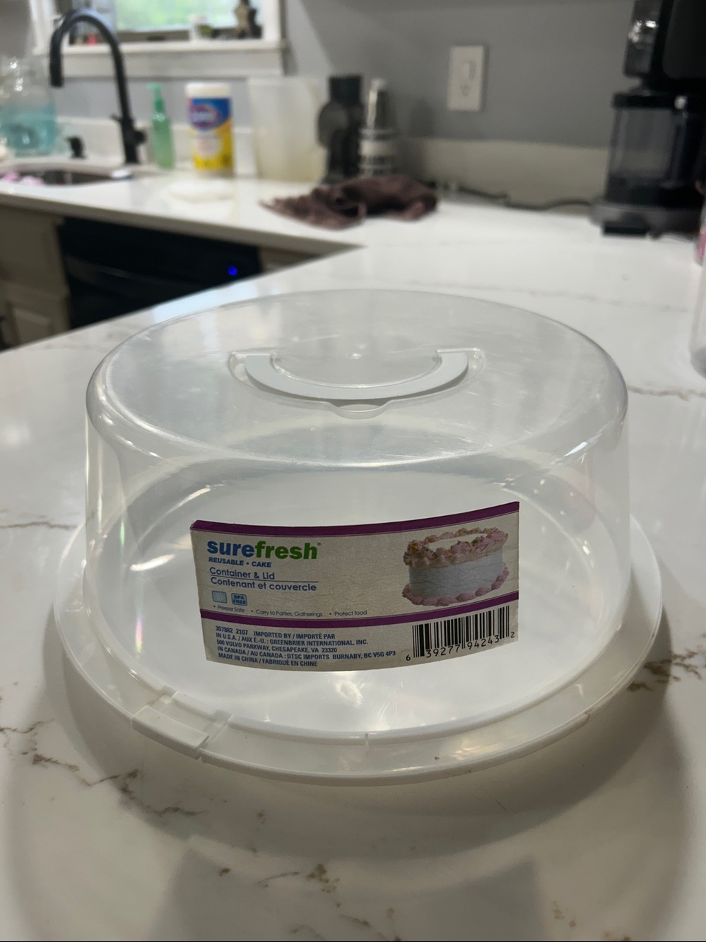 Clear Reusable Cake Container - Picture 2 of 4